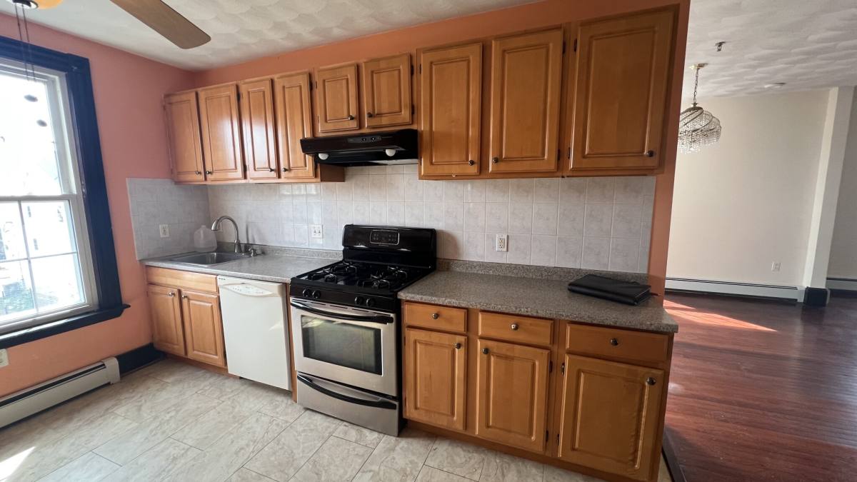 Apartment for rent at 15 Locust St #3, Everett, MA 02149