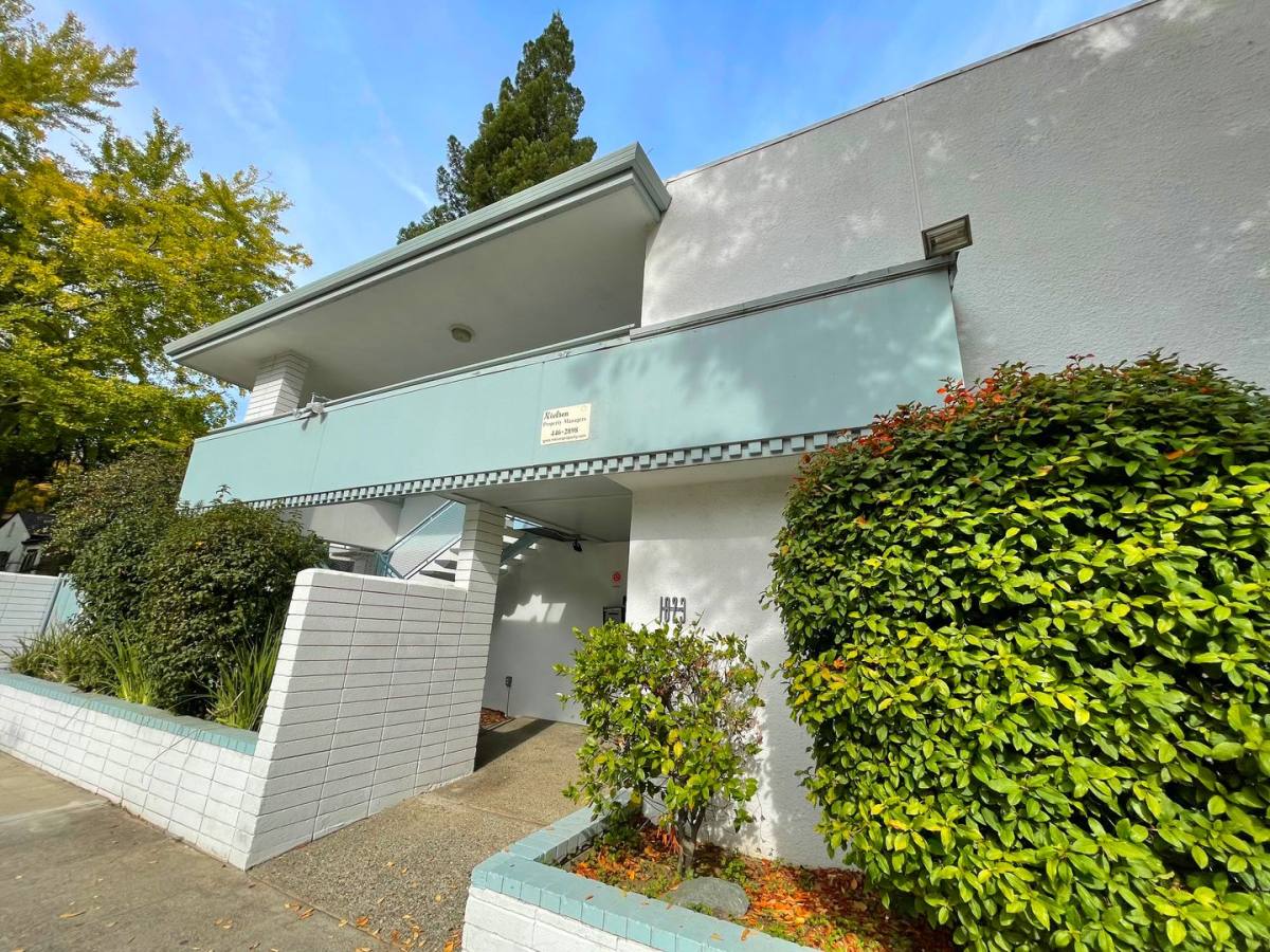 Apartment for rent at 1823 H St, Sacramento, CA 95811