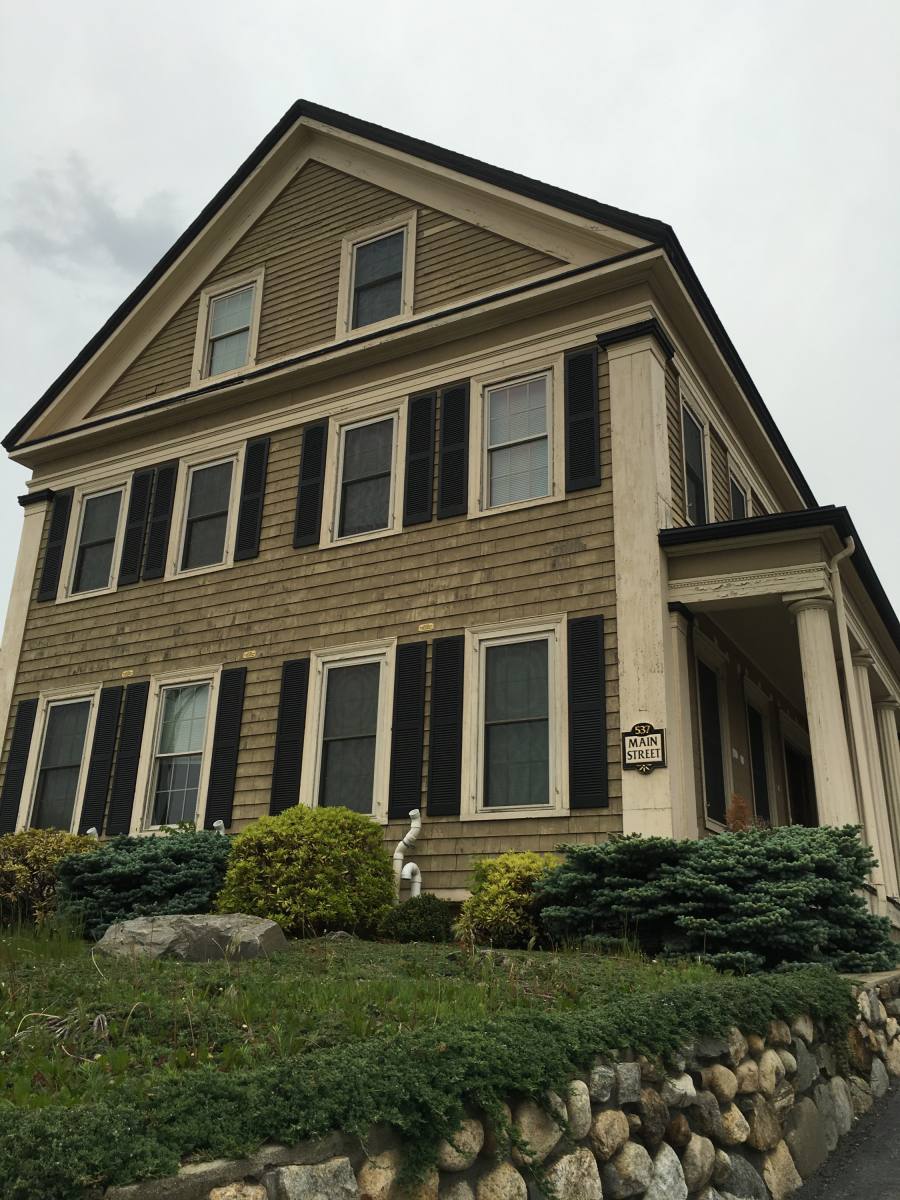 Apartment for rent at 537 Main St #1, Woburn, MA 01801