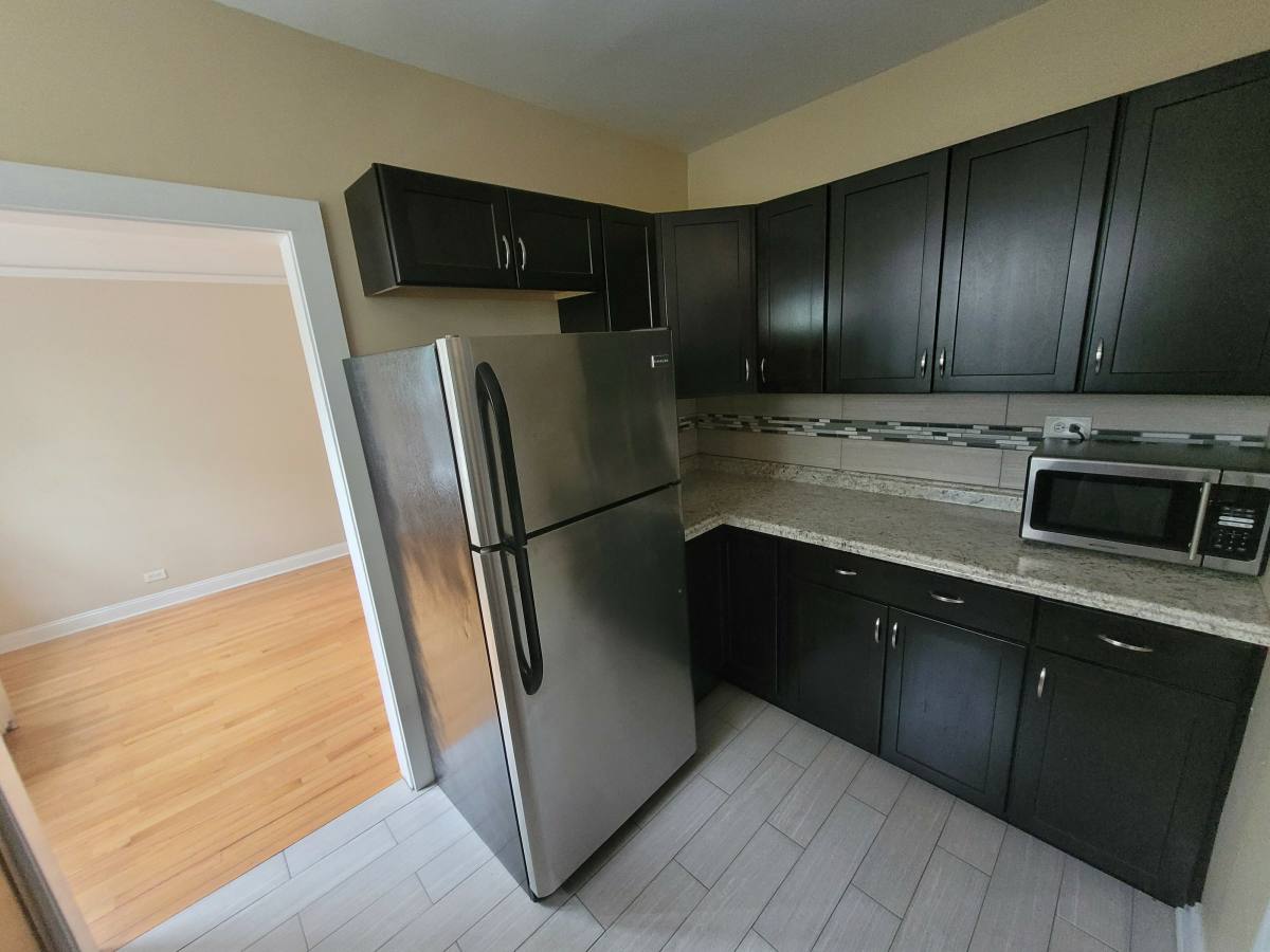 Apartment for rent at 1920 W Morse #3N, Chicago, IL 60640