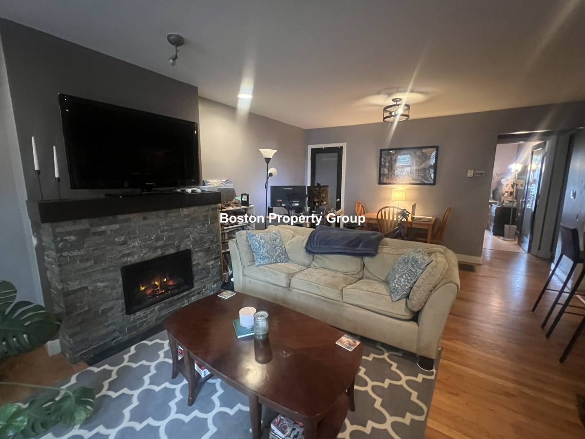 Apartment for rent at 439 Shawmut Ave #1, Boston, MA 02118