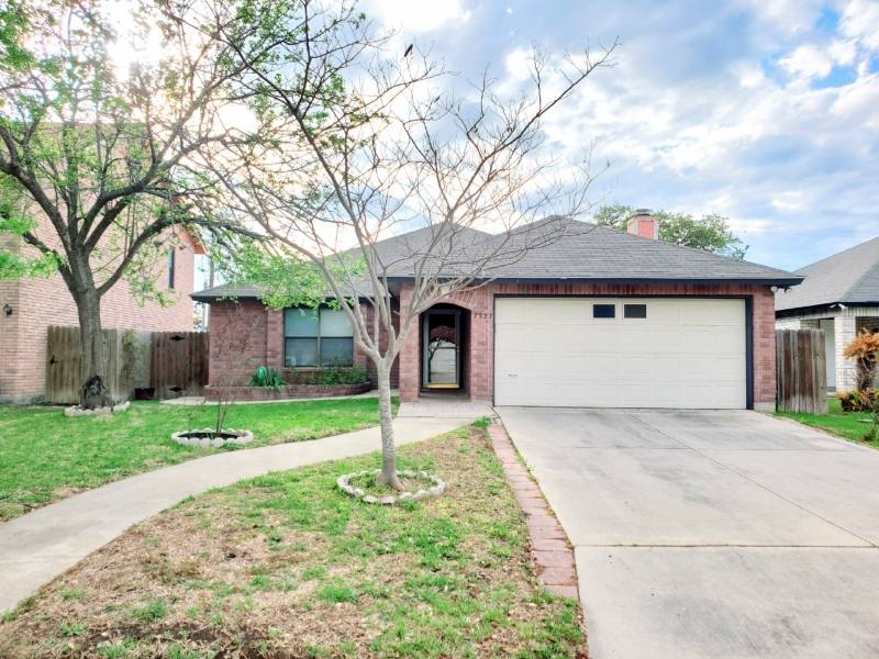 Apartment for rent at 7327 Arbeth Place, San Antonio, TX 78250