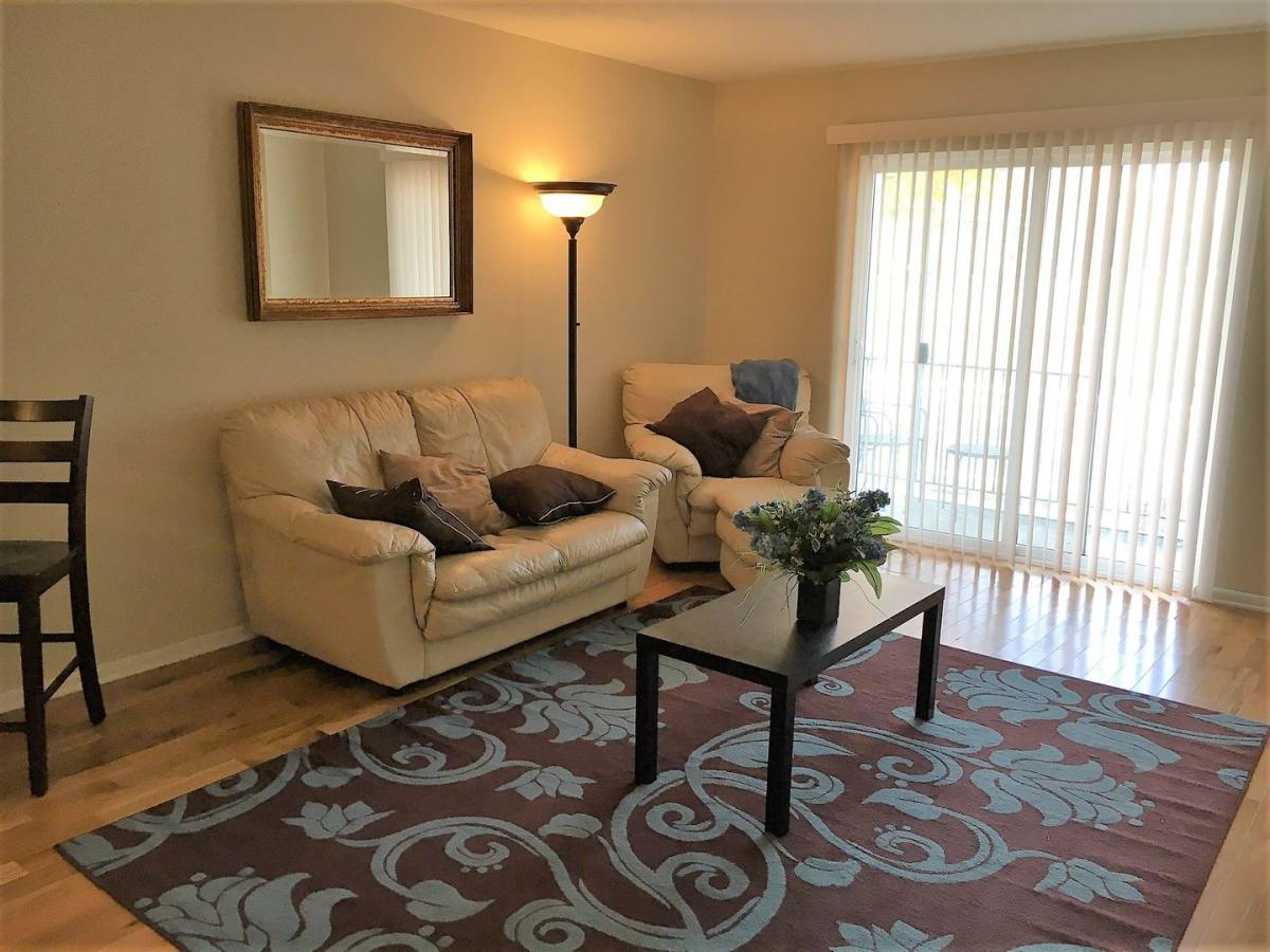 Apartment for rent at 4086 Karl Rd, Columbus, OH 43224