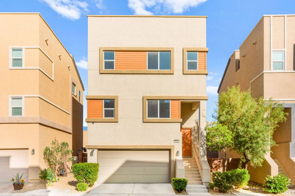 House for rent at 10525 Shiny Skies Dr, Las Vegas, NV 89129