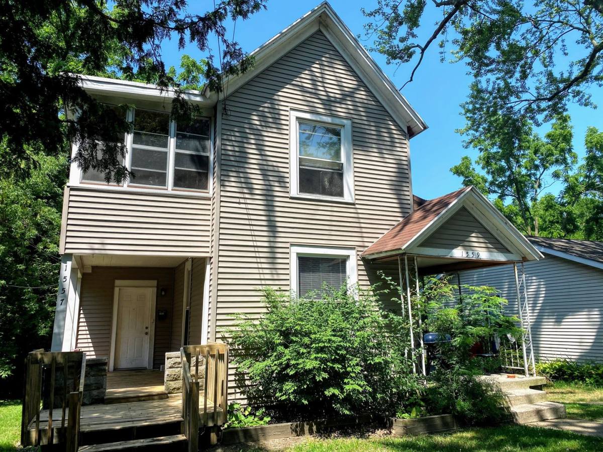 Apartment for rent at 1557-1559 Forrest NE, Grand Rapids, MI 49505