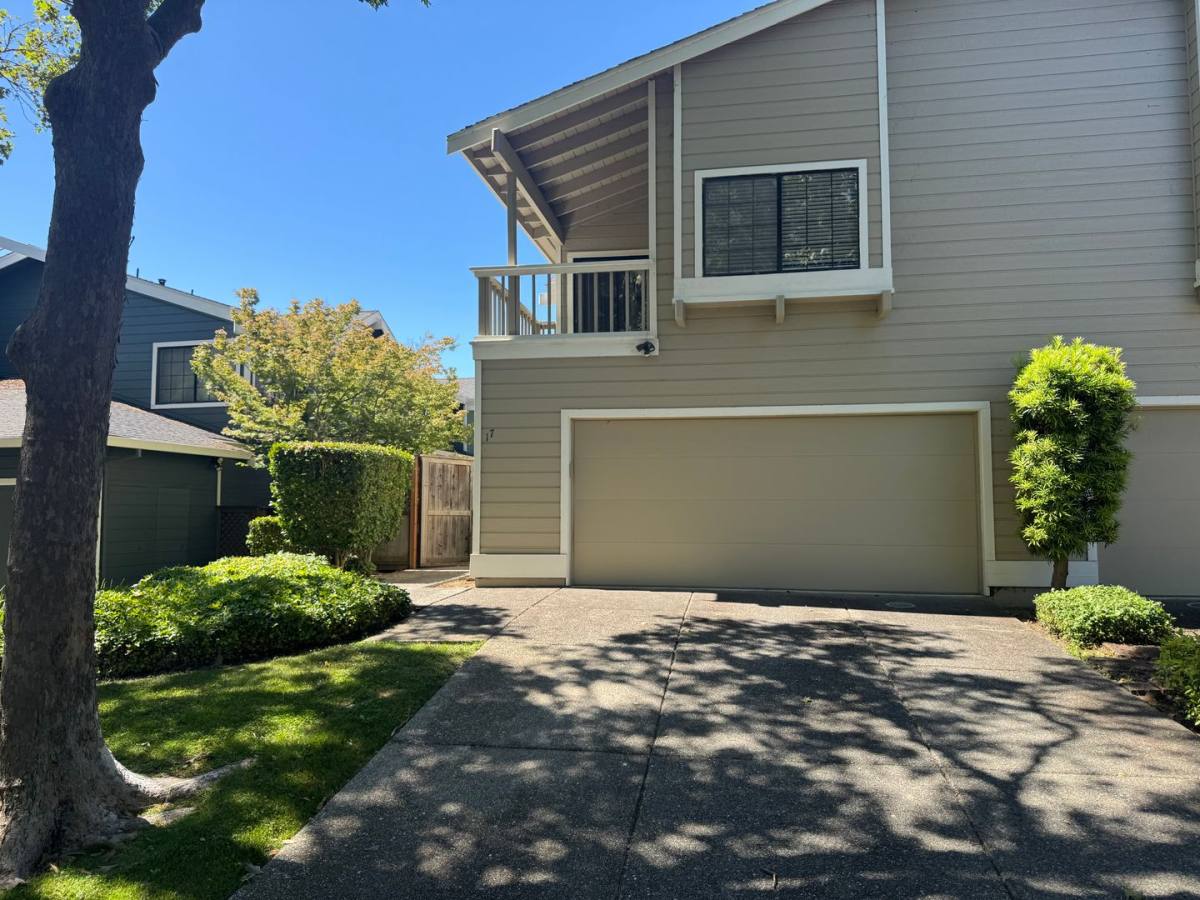 House for rent at 17 Hansen Court, Moraga, CA 94556
