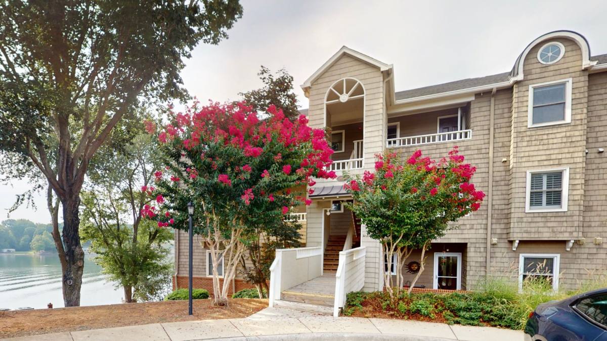 Condo for rent at 9816 Emerald Point Dr, Charlotte, NC 28278