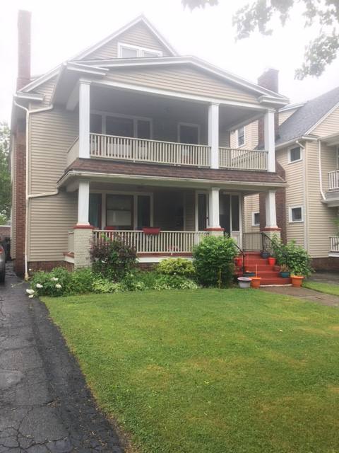 Apartment for rent at 2176 Edgewood, Cleveland, OH 44118
