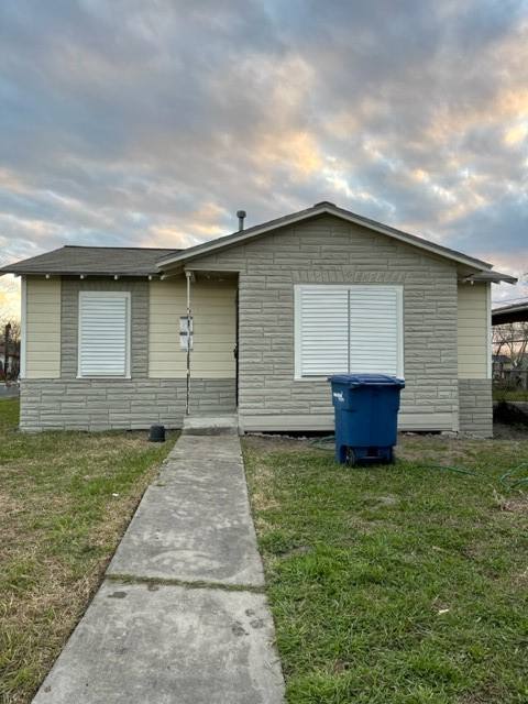 House for rent at 2717 Rogers St, Corpus Christi, TX 78405