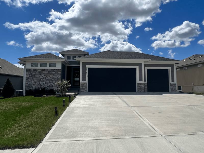 House for rent at 19241 W 109th Place, Olathe, KS 66061