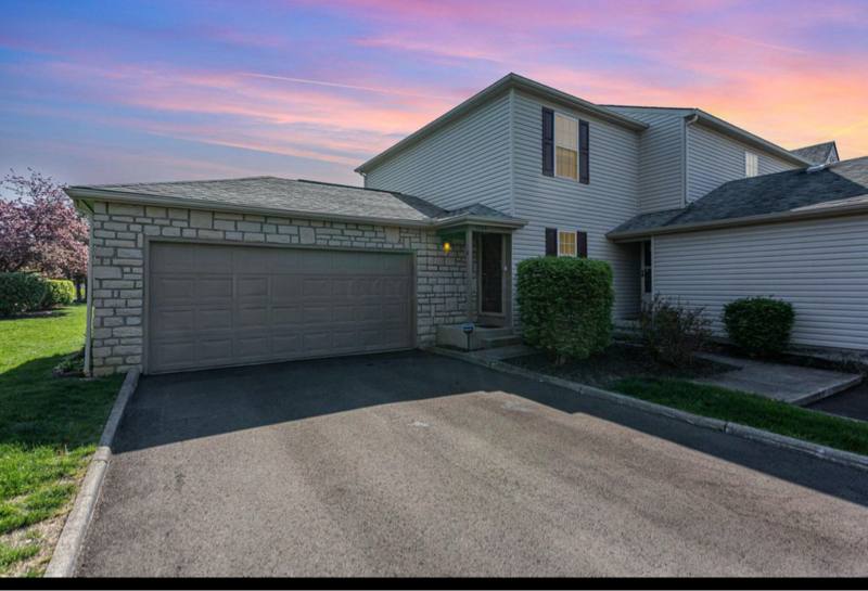 Condo for rent at 1784 Ridgebury Dr, Hilliard, OH 43026