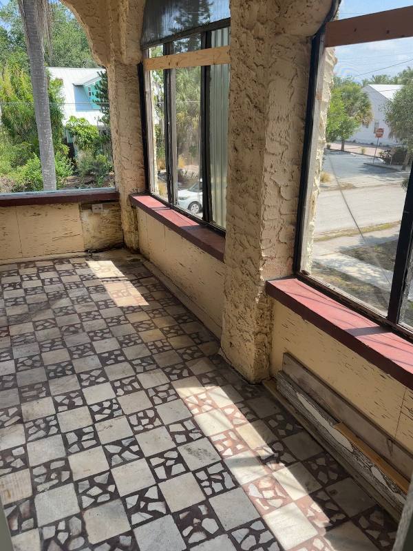 Apartment for rent at 2017 6th Ave W #6, Bradenton, FL 34205