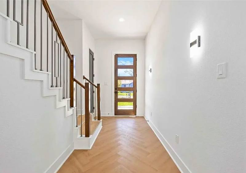 Townhouse for rent at 4117 Shelby Circle #B, Houston, TX 77051