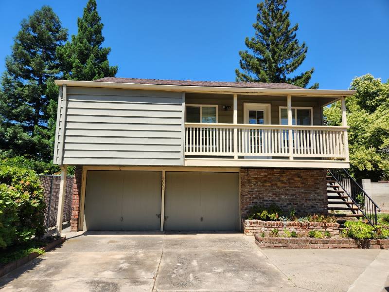 Apartment for rent at 4000 69th St, Sacramento, CA 95820