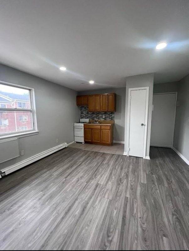 Apartment for rent at 386 Stuyvesant Ave #1, Irvington, NJ 07111