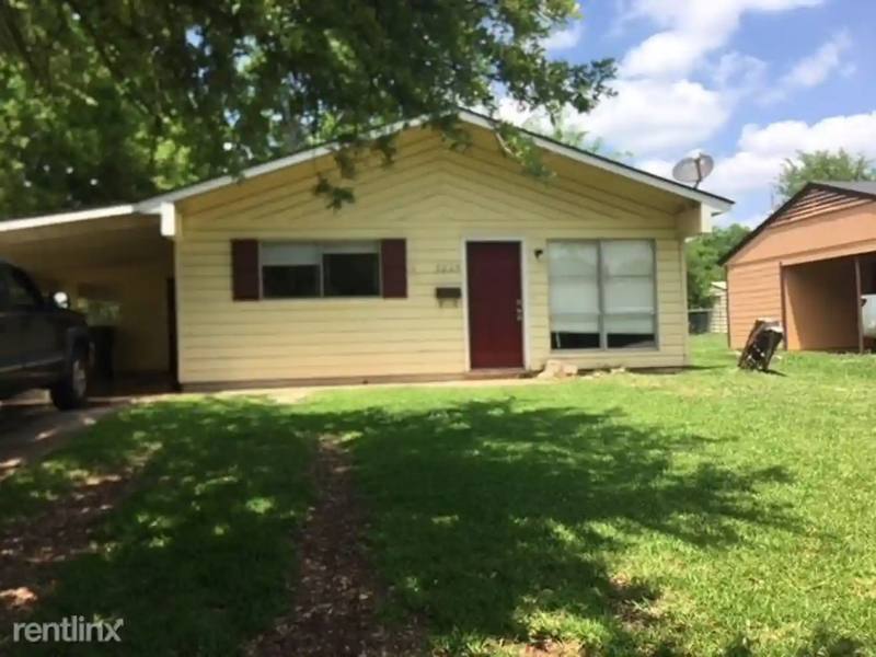 House for rent at 3223 Gay Blvd, Bossier City, LA 71112