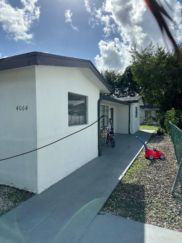 Apartment for rent at 4064 SW 52nd #1, Fort Lauderdale, FL 33314