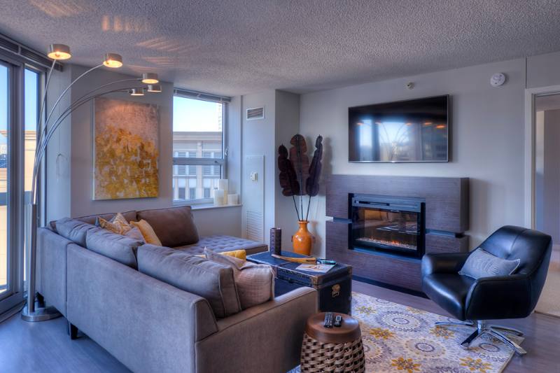 Apartment for rent at 544 N State St, Chicago, IL 60654