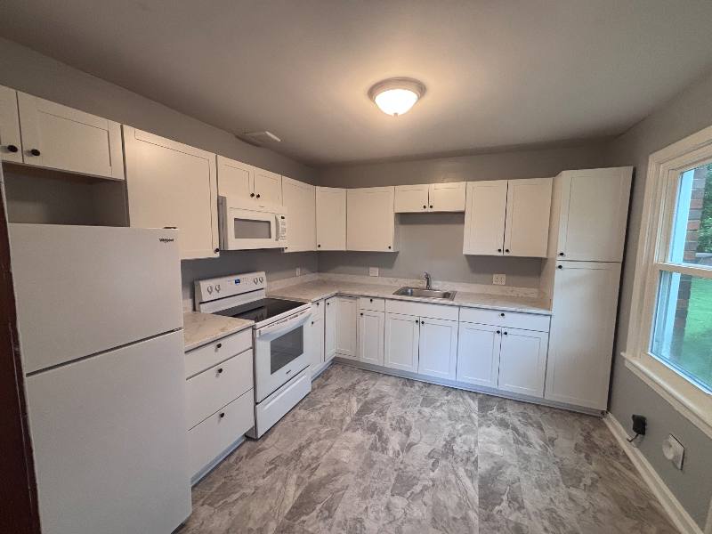 Apartment for rent at 126 McGavock Pike #B, Nashville, TN 37214