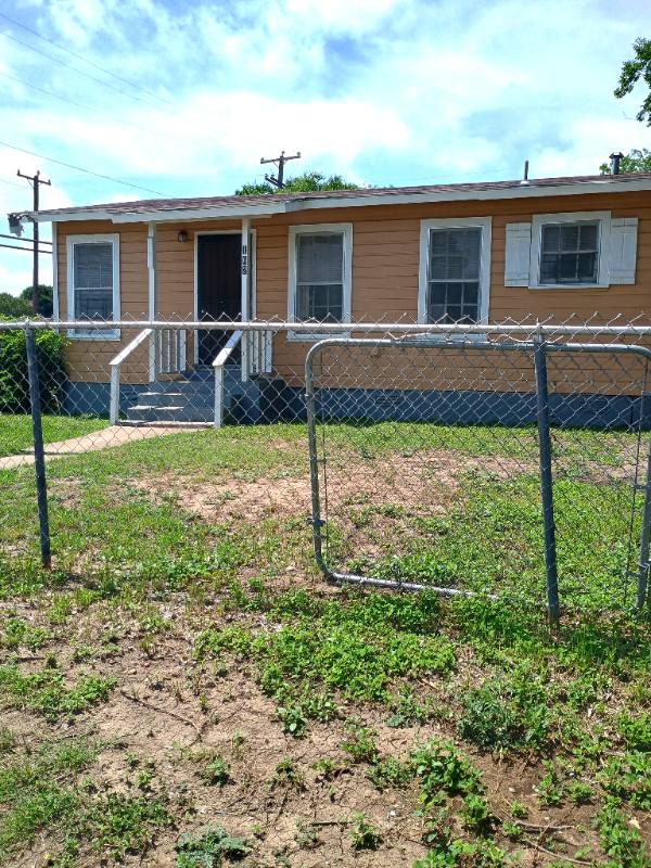 House for rent at 162 Sterling, San Antonio, TX 78220