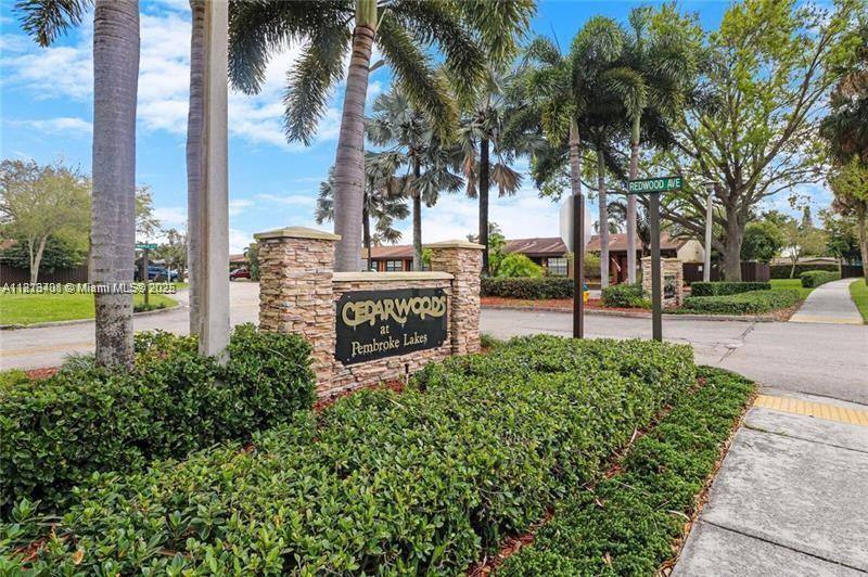 Townhouse for rent at 2310 Plum Court, Hollywood, FL 33026