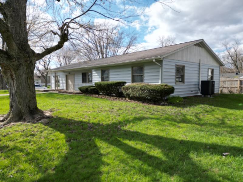 House for rent at 1834 W Kem Rd, Marion, IN 46952