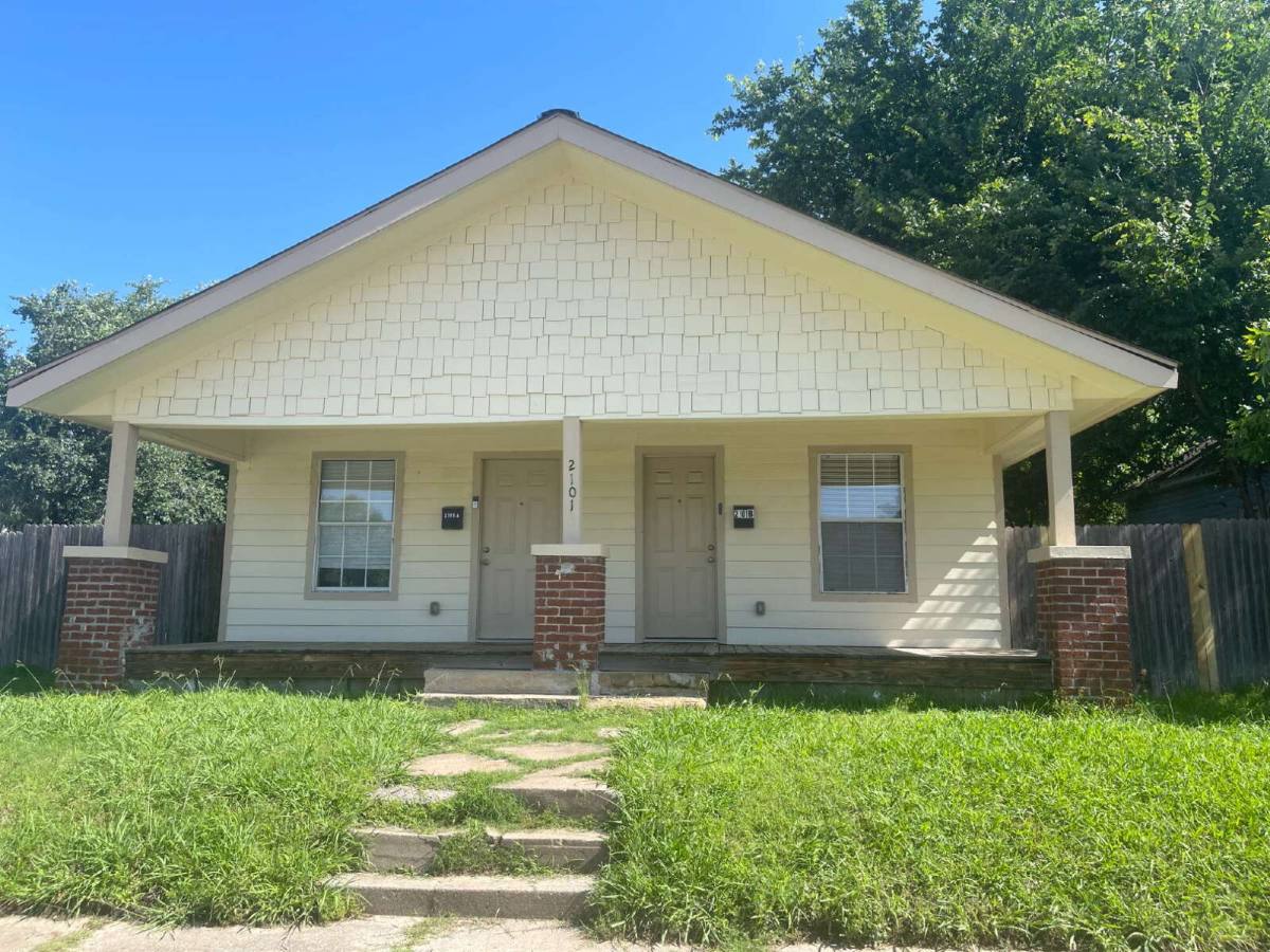 Apartment for rent at 2101 E 2nd St #B, Tulsa, OK 74104