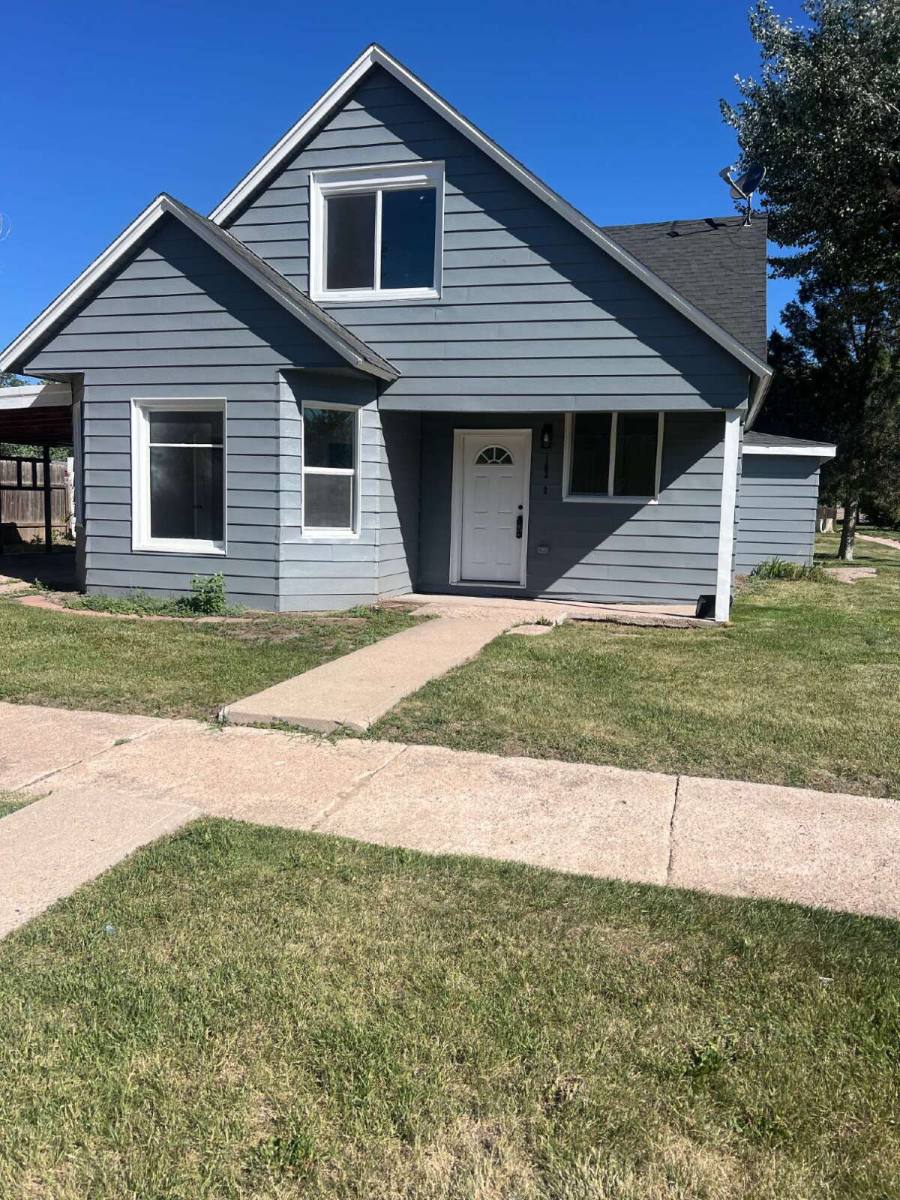 Apartment for rent at 1020 E 20th St, Cheyenne, WY 82001
