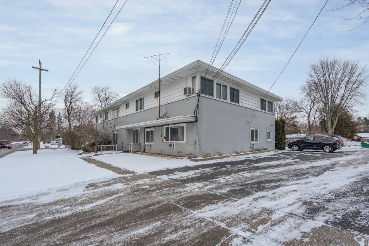 Apartment for rent at 3014 Washington, R-6, Midland, MI 48642
