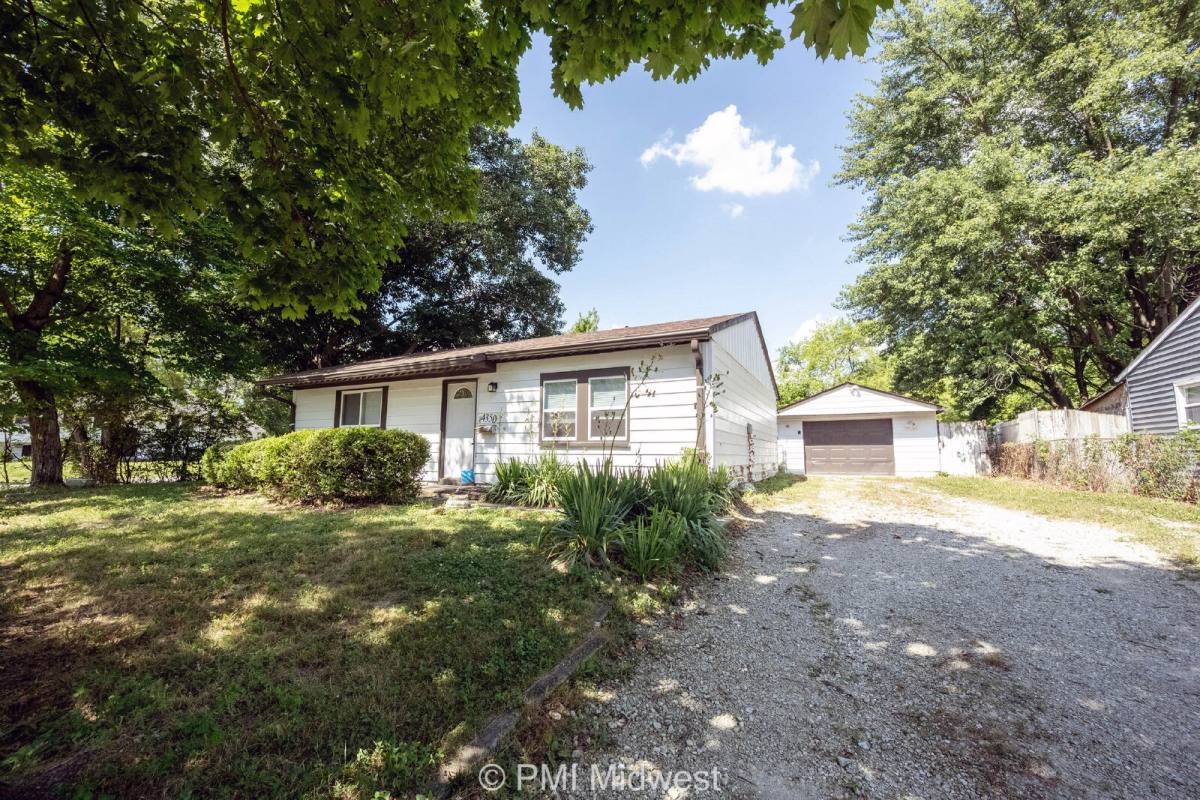 House for rent at 4350 Dubarry Rd, Indianapolis, IN 46226