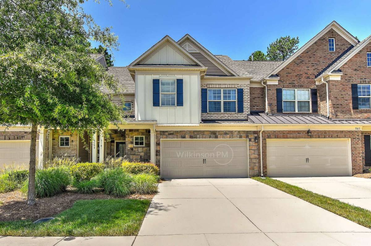 Townhouse for rent at 3161 Hartson Pointe Dr, Fort Mill, SC 29707