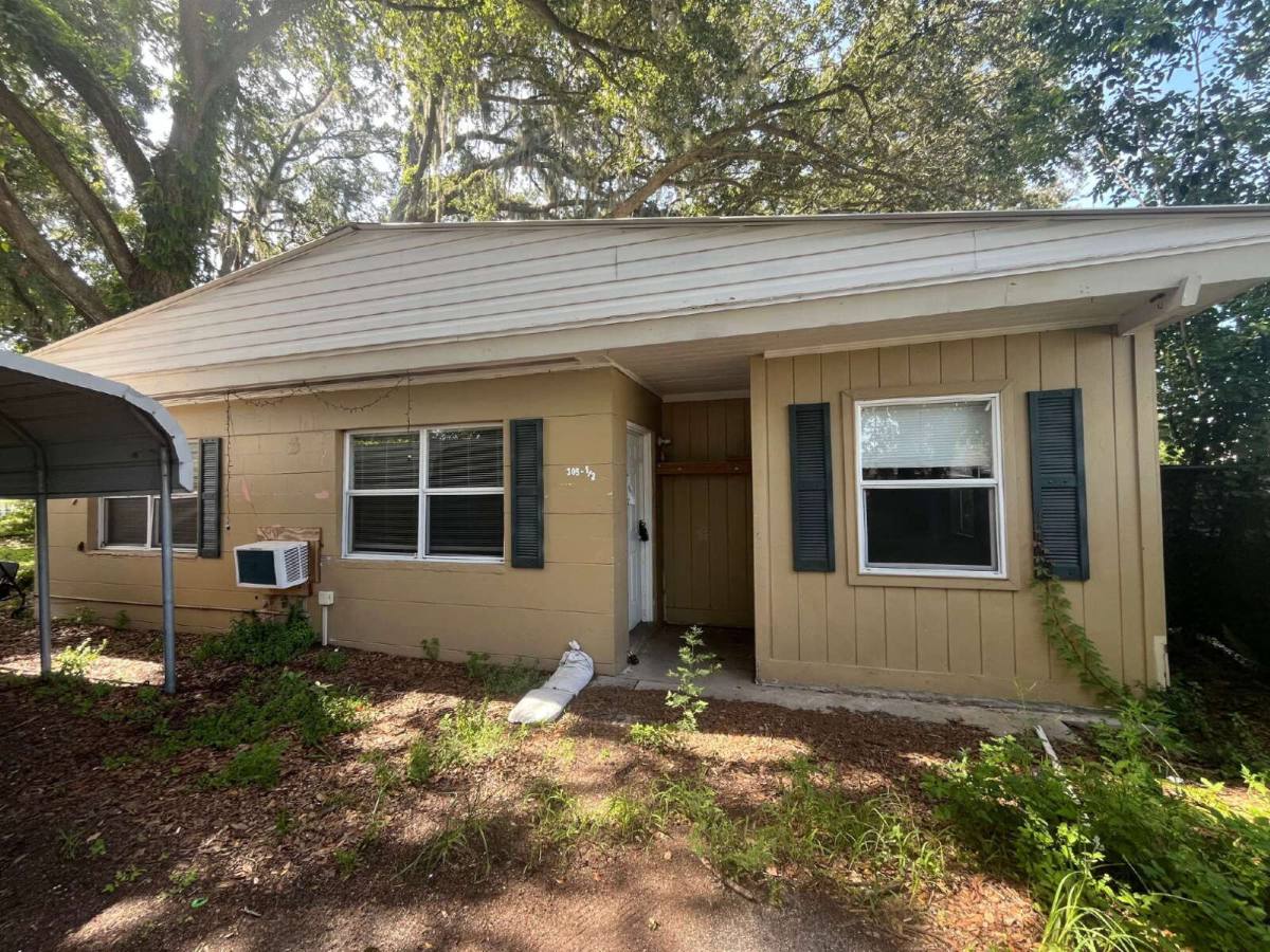 House for rent at 305 1 2 E Tomlin St, Plant City, FL 33563