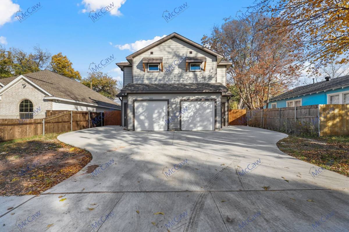 Townhouse for rent at 3447 Frazier Ave, Fort Worth, TX 76110
