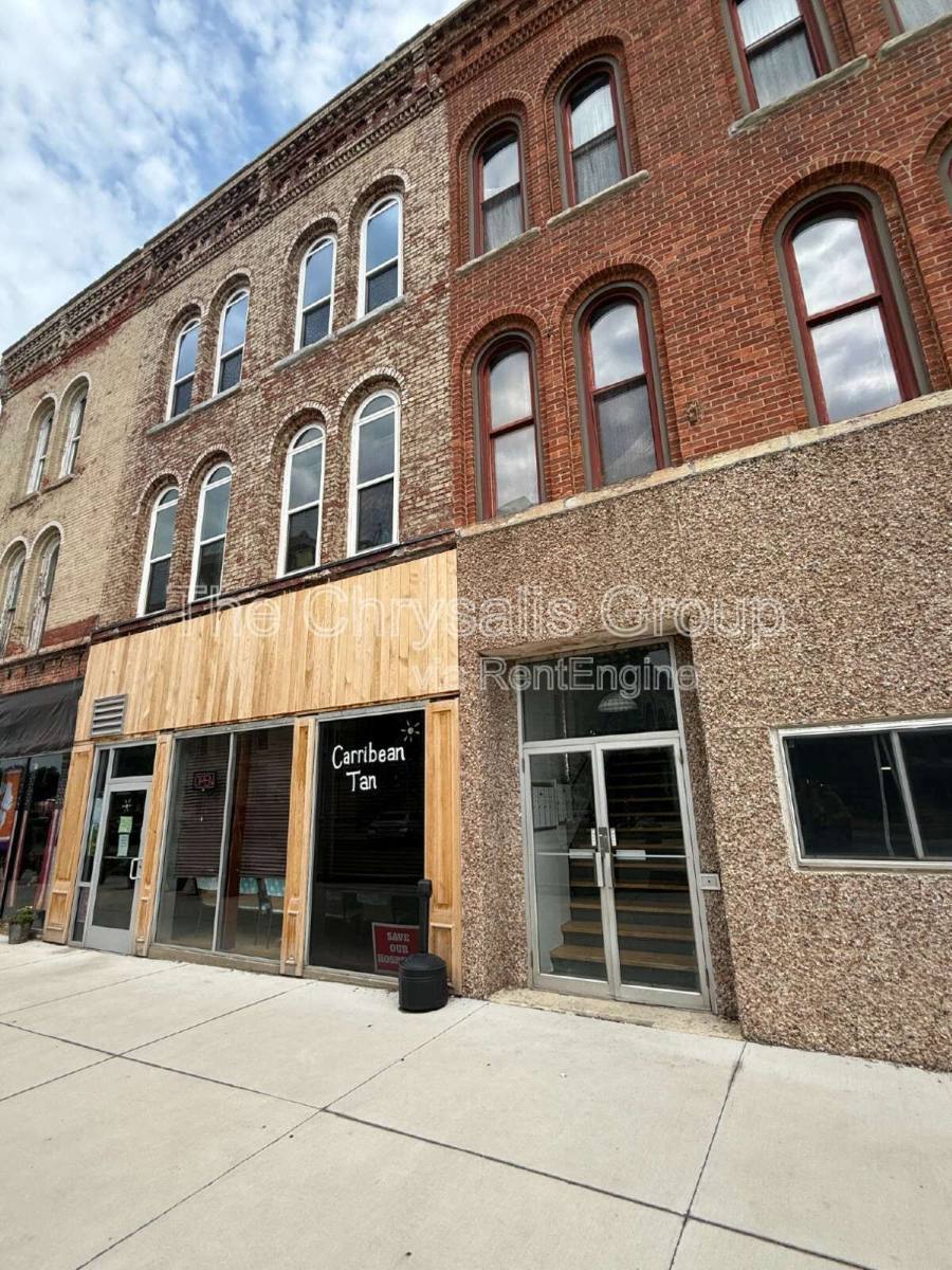 Apartment for rent at 606 Court St #3A, Ottawa, IL 61350