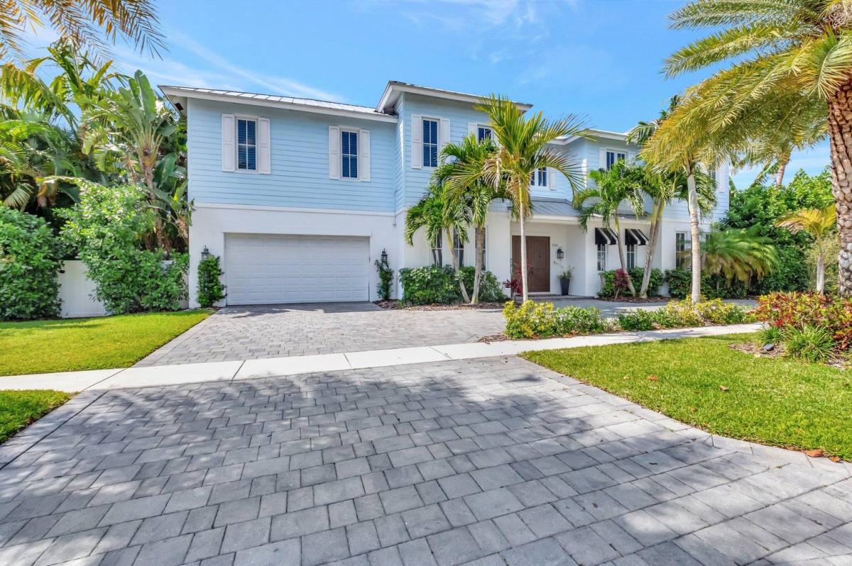 House for rent at 200 NW 10th St #200, Boca Raton, FL 33432