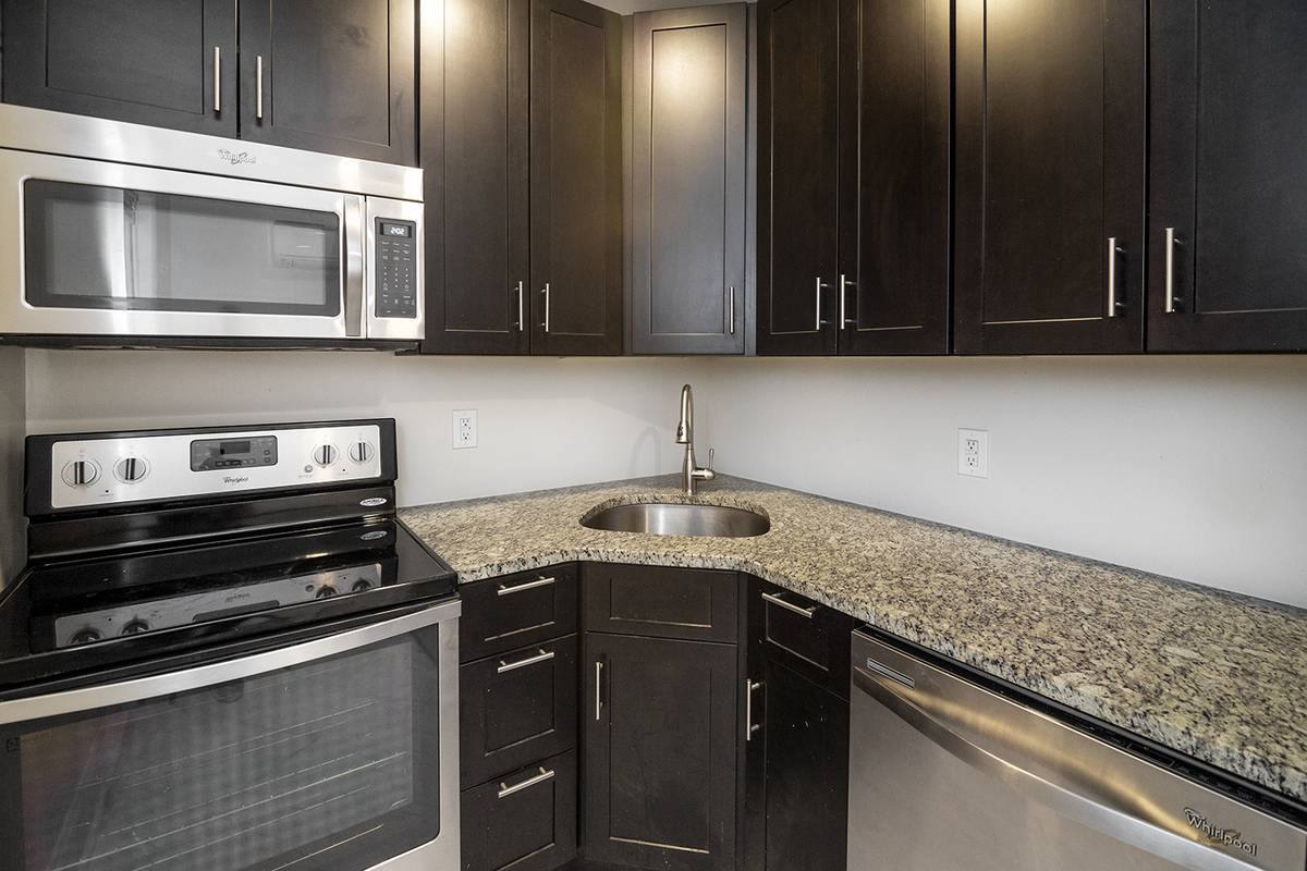 Apartment for rent at 1510 Pine St #1R, Philadelphia, PA 19102