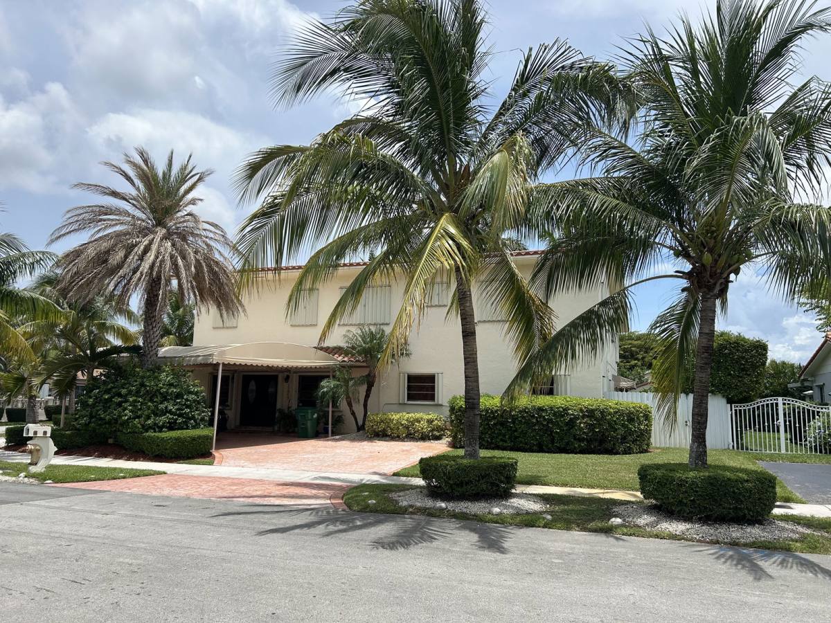 House for rent at 12845 SW 49th Terrace #1, Miami, FL 33175