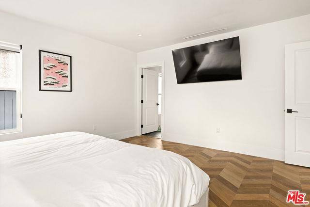 House for rent at 1900 Clyde Ave, Los Angeles, CA 90019