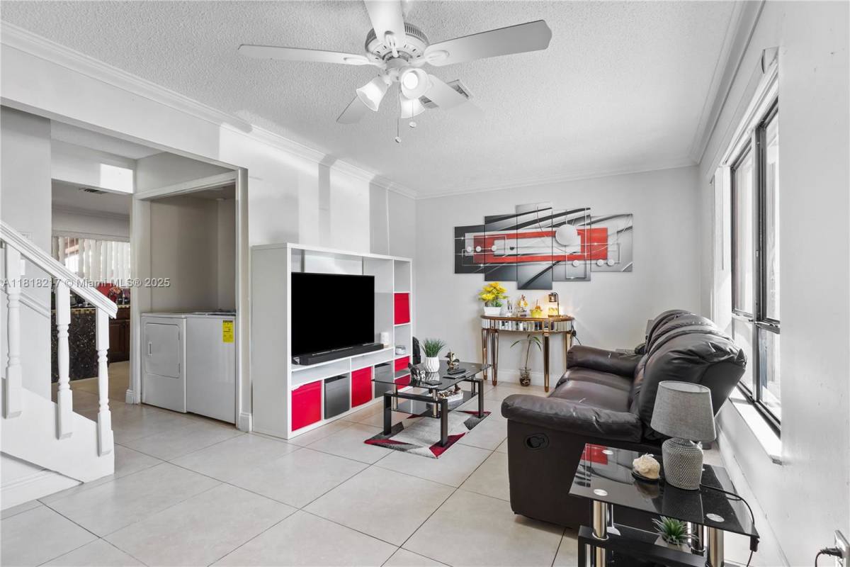Townhouse for rent at 8360 NW 8th St #11-2, Miami, FL 33126