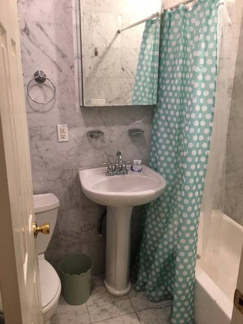 Apartment for rent at 1007 Lexington Ave #3R, New York, NY 10021
