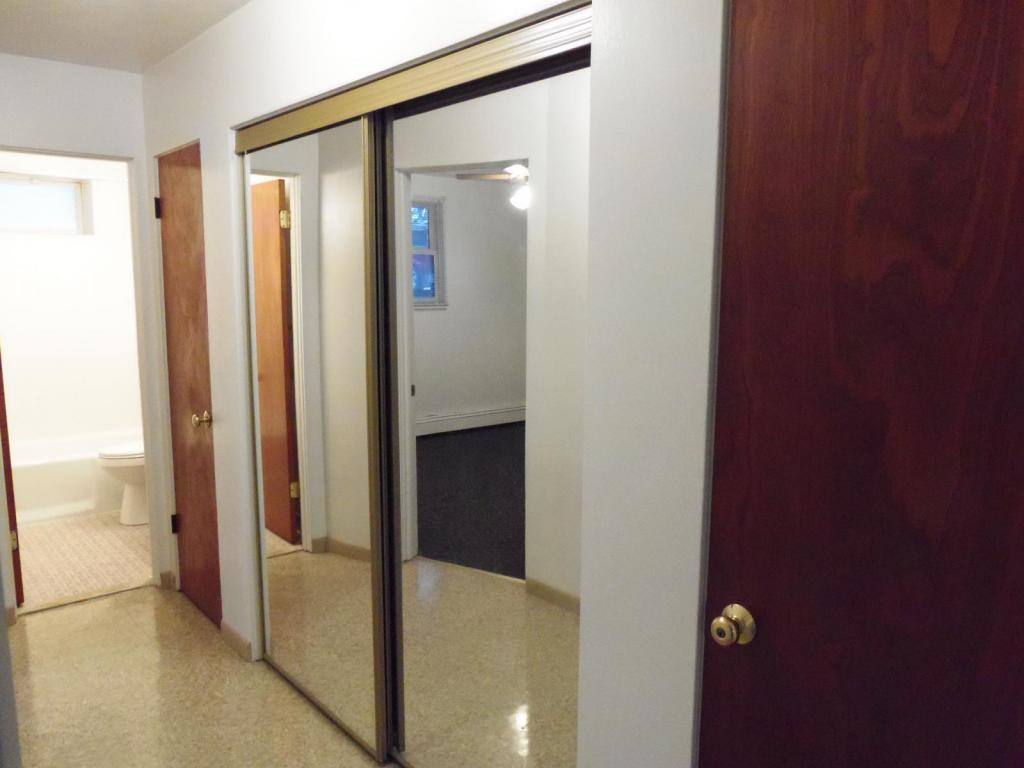 Apartment for rent at 1145 S 11th St #1, Lincoln, NE 68502