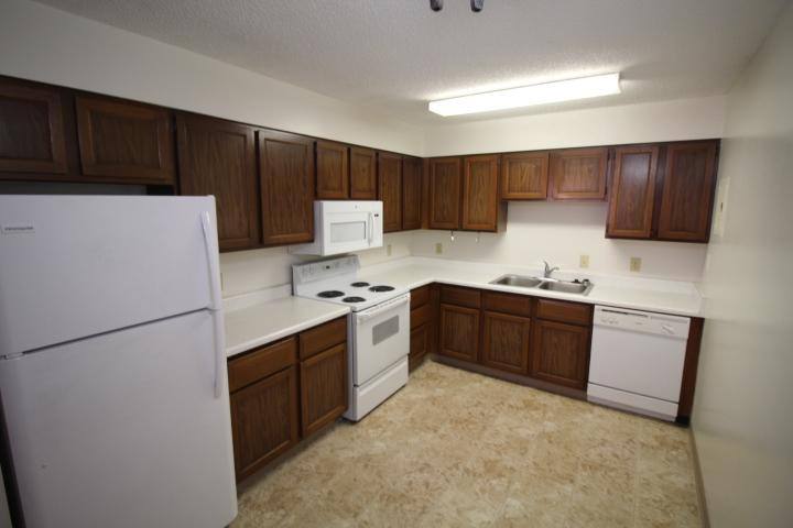 Apartment for rent at 701 S 11th St #8, Lincoln, NE 68508