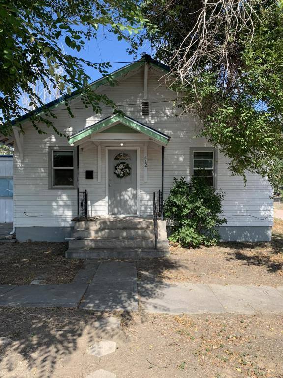 House for rent at 412 E 21st Ave, Torrington, WY 82240