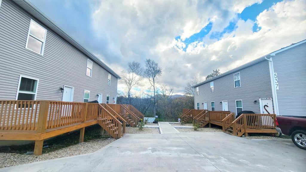 Townhouse for rent at 535 Old Knoxville Highway 2, Newport, TN 37821