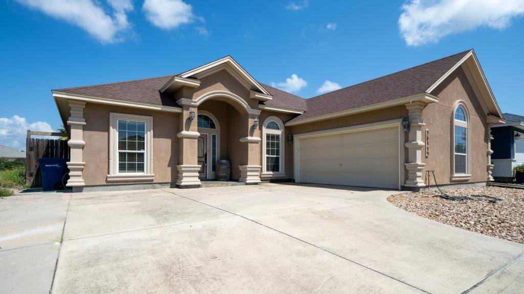 House for rent at 15117 Tesoro Dr, Corpus Christi, TX 78418