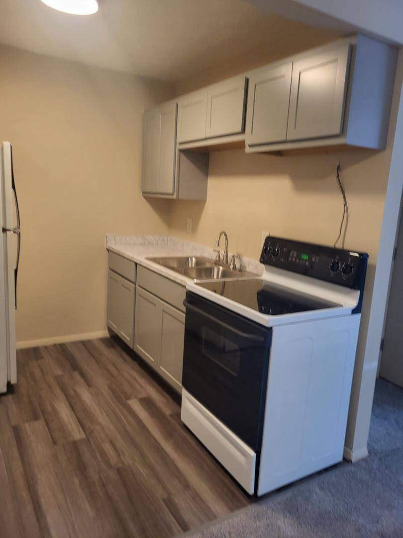 Apartment for rent at 3883-3885 Bennett Rd #BLDG 4, Cincinnati, OH 45245