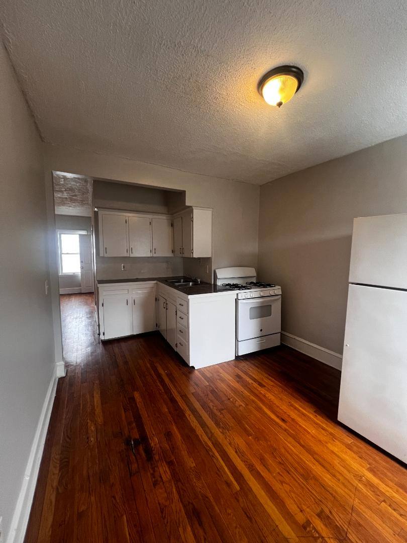 Apartment for rent at 130 Lowell St #2E, Fall River, MA 02721