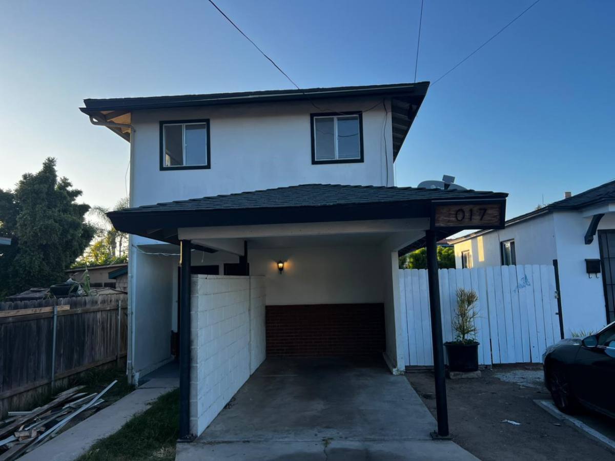 Apartment for rent at 1017 E 18th St, National City, CA 91950