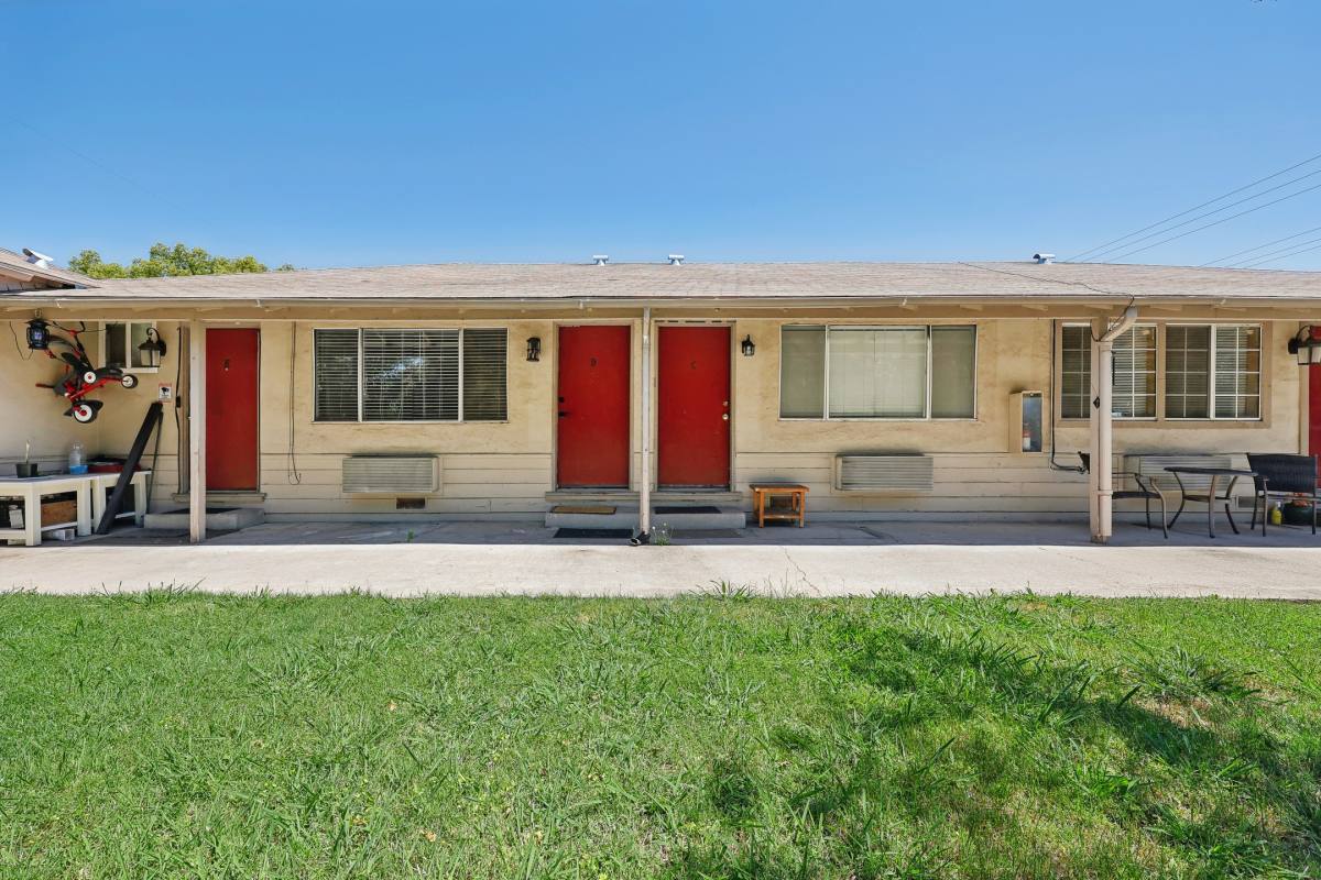 Apartment for rent at 2621 Edison Ave Sacramento #C, Sacramento, CA 95821