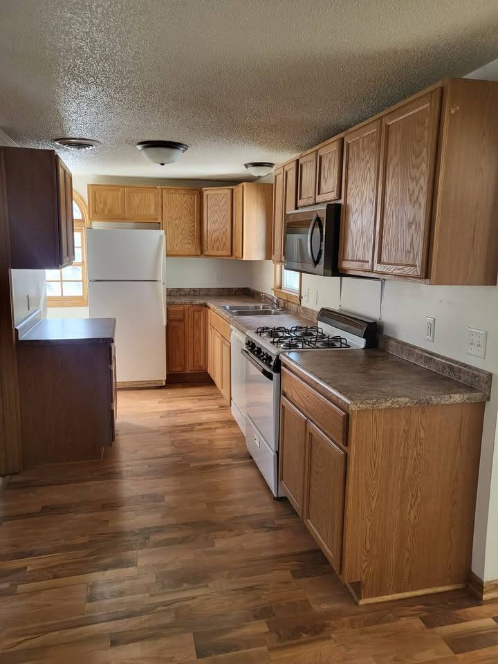 Apartment for rent at 1027 E Main St, Mankato, MN 56001